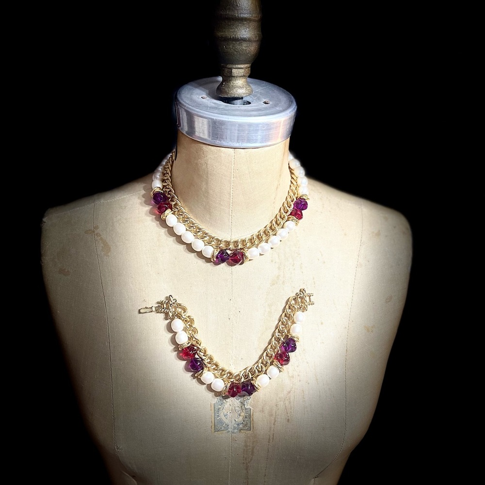 Vintage necklace and bracelet set